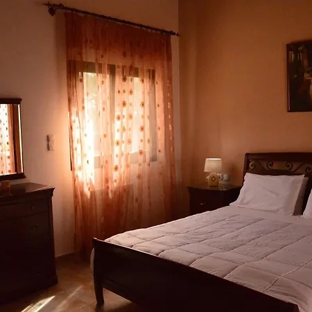 House With 7 Bedrooms In Agia Pelagia, With Wonderful Sea View, Enclos Apartment Agia Pelagia (Kreta)
