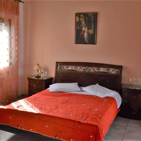 House With 7 Bedrooms In Agia Pelagia, With Wonderful Sea View, Enclos Apartment