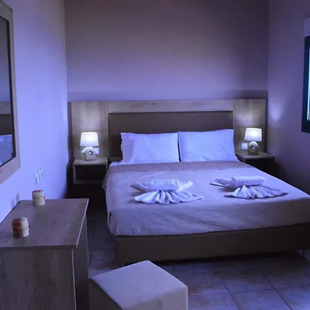 Apartment House With 7 Bedrooms In Agia Pelagia, With Wonderful Sea View, Enclos