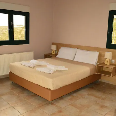 Appartement House With 7 Bedrooms In Agia Pelagia, With Wonderful Sea View, Enclos *